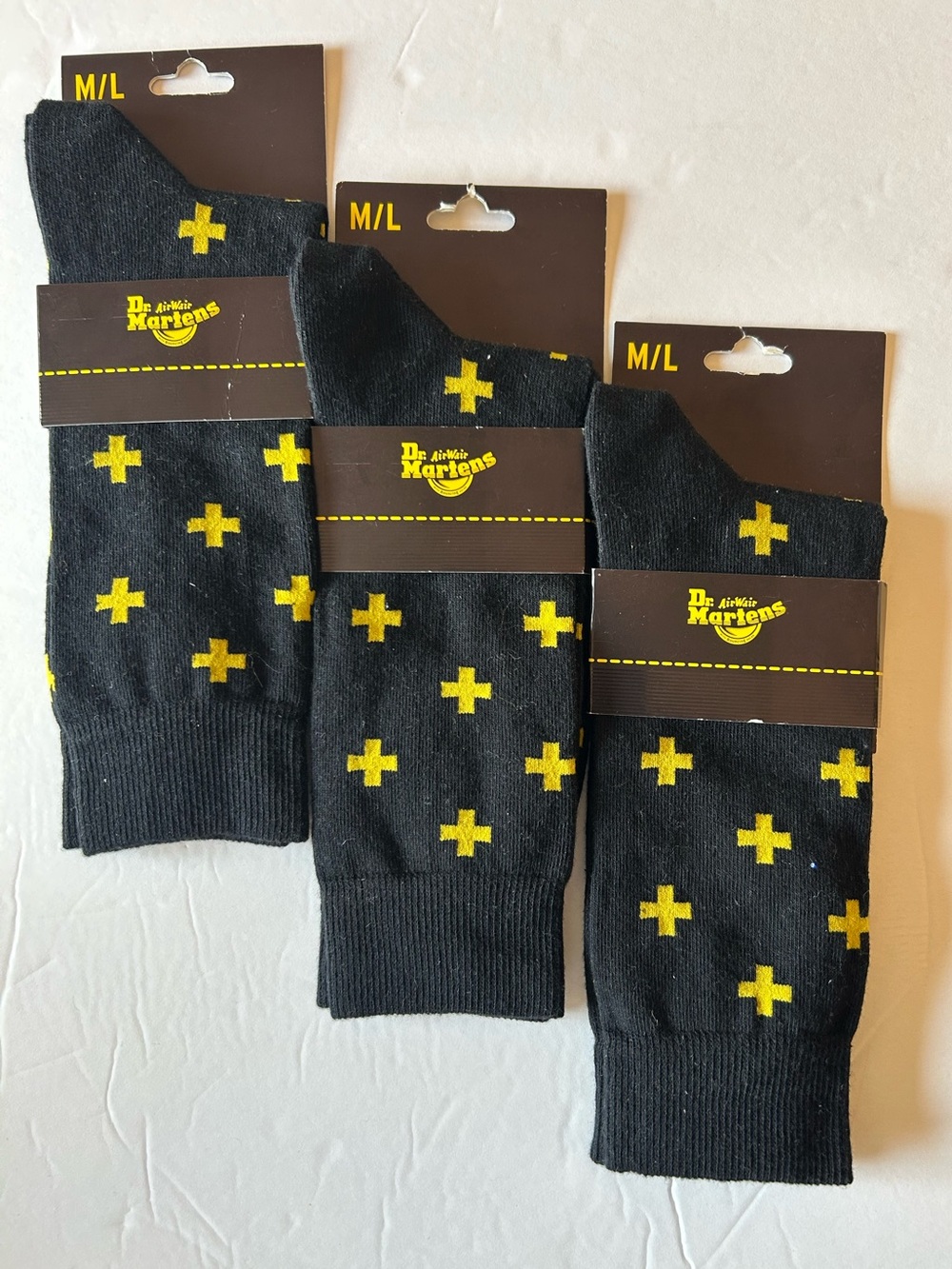 Dr. Martens Black & Yellow Cross Logo Socks - 3 Pack - M/L